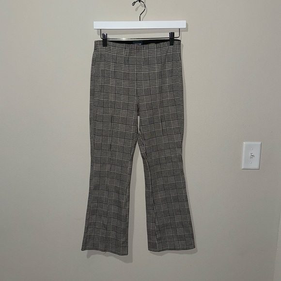 Maeve by Anthropologie Wide Leg Pull on Trousers in a black and White Plaid, XS - Picture 1 of 6